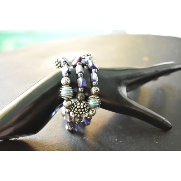 Silver & Blue Wrap Bracelet – Stretchable Coastal Chic Statement - Picture 2 of 6